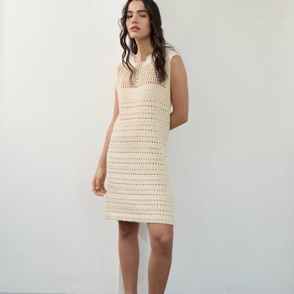 Sleeveless RUI KNIT DRESS - Picture 1 of 12